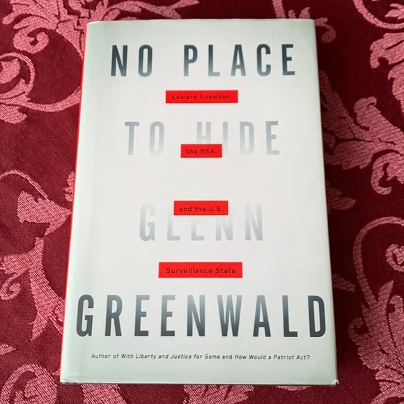 No Place to Hide by Glenn Greenwald - Picture 1 of 1